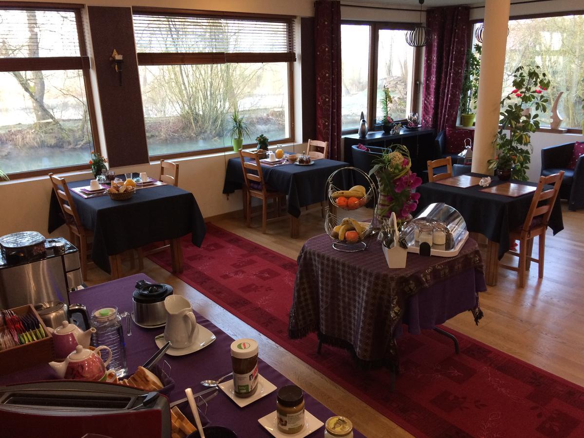 Logis Hotel Le Chantoiseau Chaumont-sur-Aire Экстерьер фото