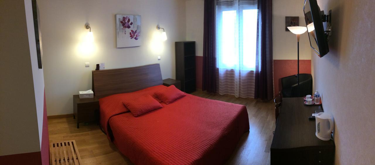 Logis Hotel Le Chantoiseau Chaumont-sur-Aire Экстерьер фото